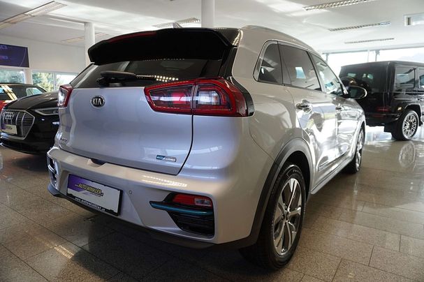 Kia Niro e 64 kWh 150 kW image number 4