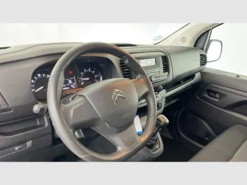 Car image 35