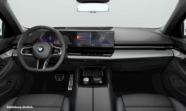 BMW 520d Touring xDrive 145 kW image number 3