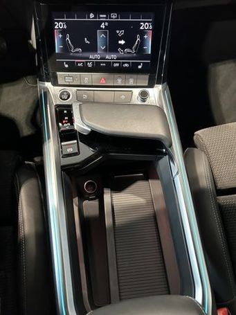 Audi e-tron 50 S-line Sportback 230 kW image number 25