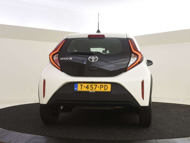 Toyota Aygo X 1.0 VVT-i 53 kW image number 11