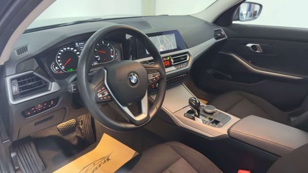 BMW 320d Touring Advantage 140 kW image number 8