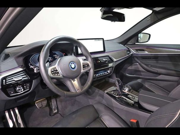 BMW 530 Touring 185 kW image number 4