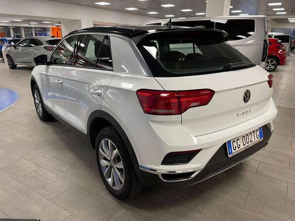 Volkswagen T-Roc 1.0 T-Roc 81 kW image number 4