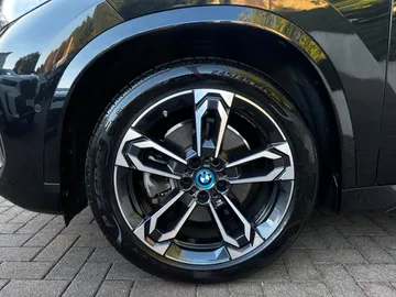 Car image 48