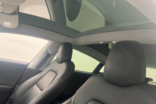 Tesla Model 3 Long Range AWD 324 kW image number 12