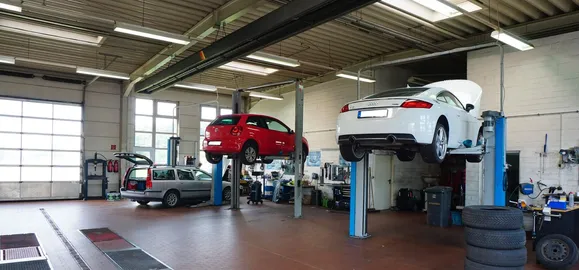 Car image 31