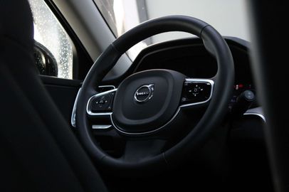 Car image 37