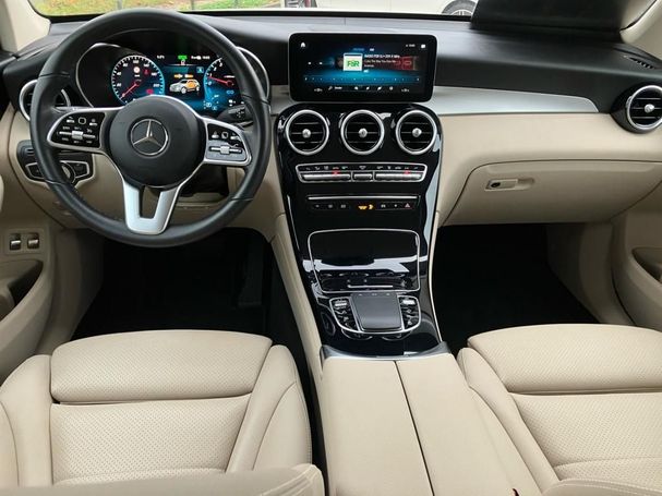 Mercedes-Benz GLC 300 e 235 kW image number 8