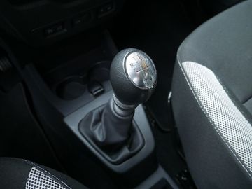 Car image 15