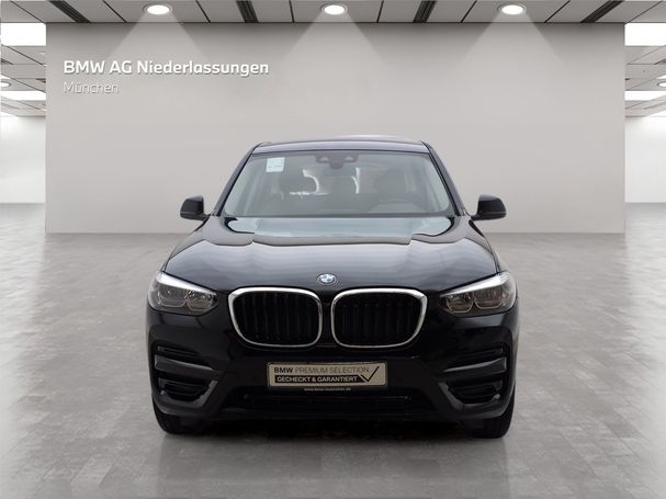 BMW X3 xDrive20d Advantage 140 kW image number 2