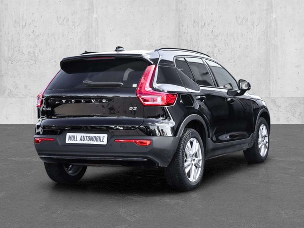 Volvo XC40 B3 Plus Dark 120 kW image number 2