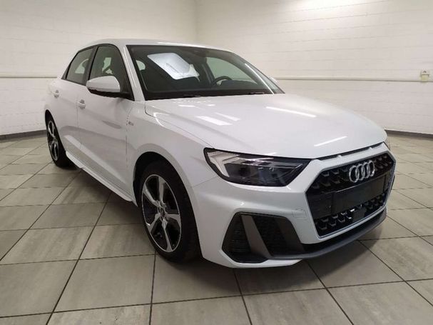 Audi A1 25 TFSI S-line Sportback 70 kW image number 2