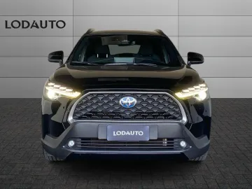 Car image 2