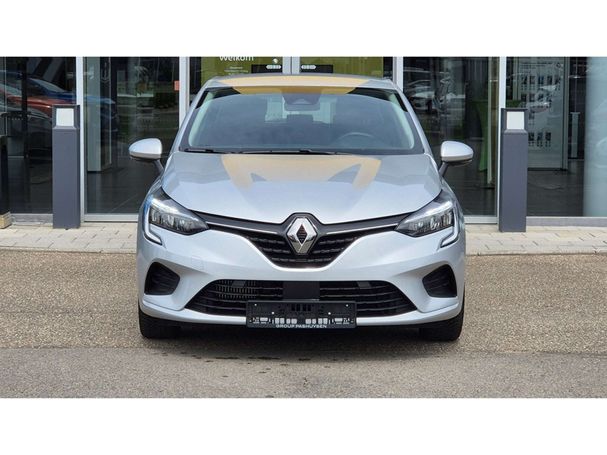 Renault Clio TCe 90 66 kW image number 2