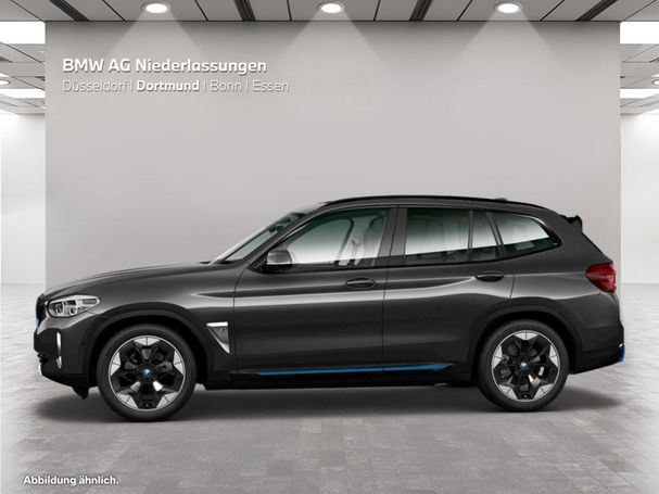 BMW iX3 210 kW image number 3