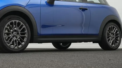 Car image 22