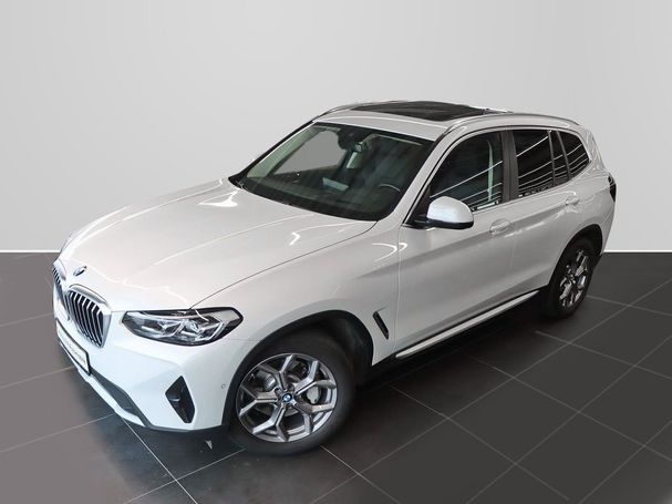 BMW X3 xDrive 210 kW image number 1