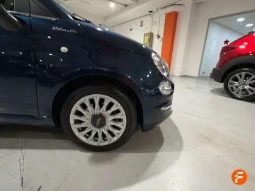 Car image 18