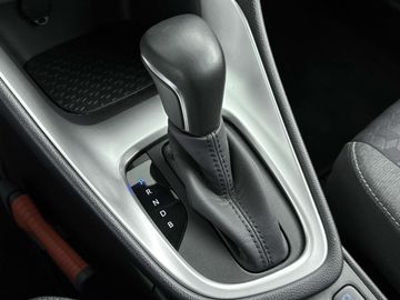 Car image 11