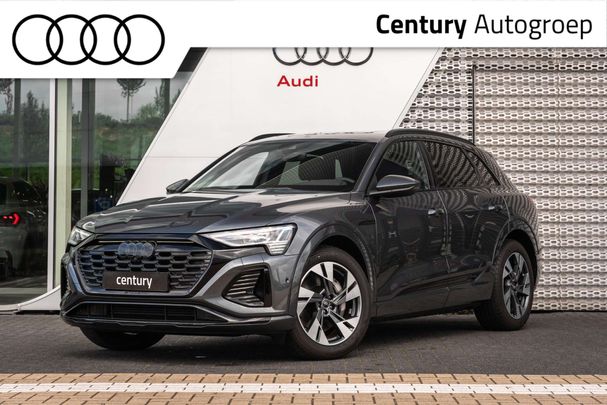 Audi Q8 50 e-tron 95 kWh 250 kW image number 4