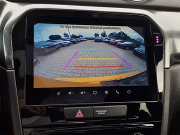 Car image 24