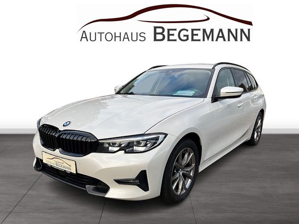 BMW 320d Touring Sport Line 140 kW image number 1