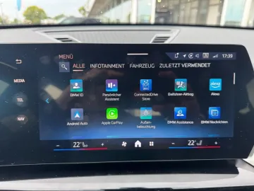 Car image 40
