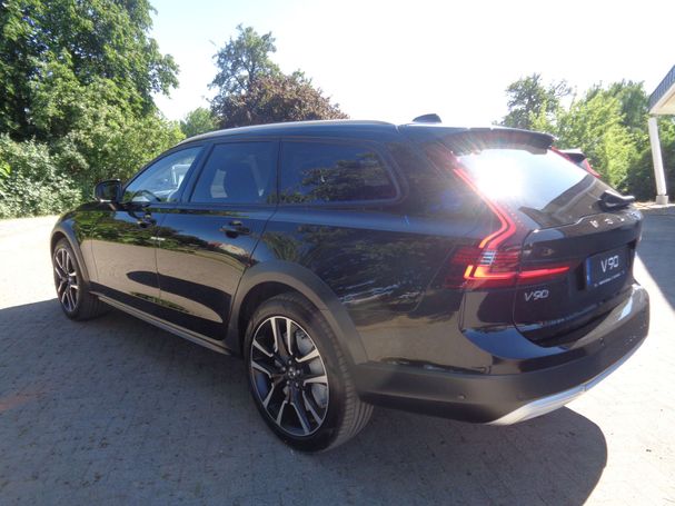 Volvo V90 Cross Country AWD B5 184 kW image number 4