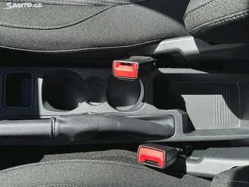 Car image 29