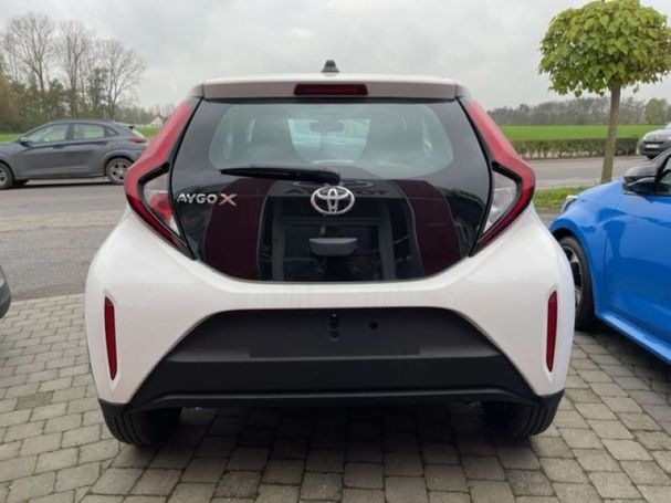 Toyota Aygo X 53 kW image number 4