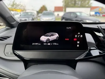 Car image 40