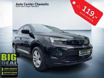 Car image 4