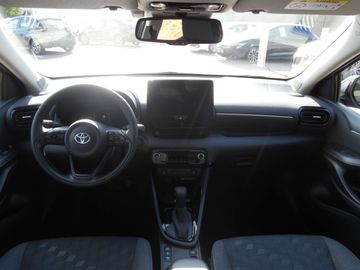 Car image 14