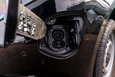 Car image 31