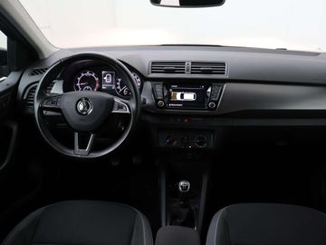 Car image 24