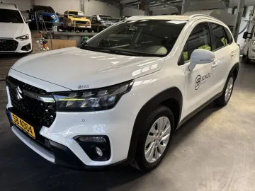 Car image 1