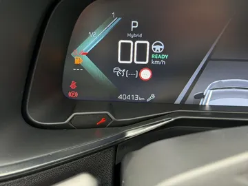 Car image 36