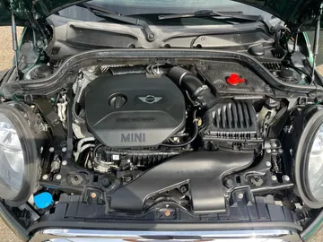 Car image 34