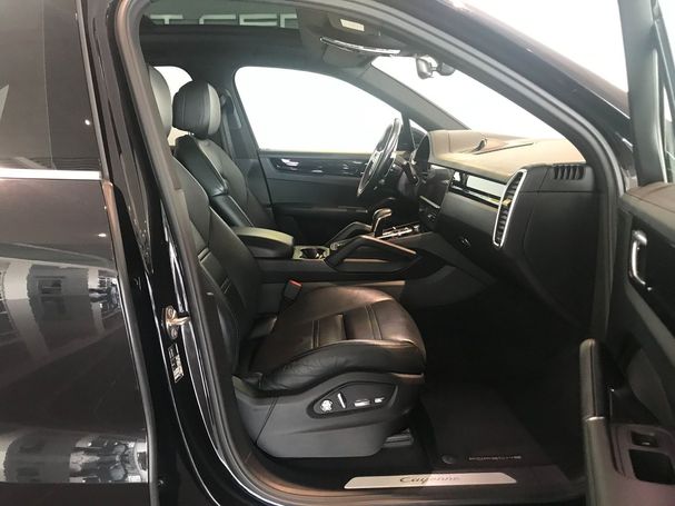 Porsche Cayenne E-Hybrid 341 kW image number 27