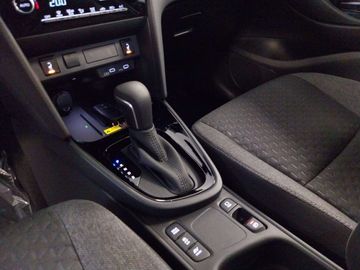 Car image 12