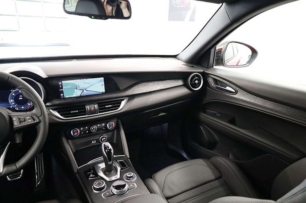 Alfa Romeo Stelvio 2.2 16V AT8 Q4 154 kW image number 19