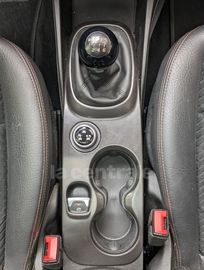 Car image 26