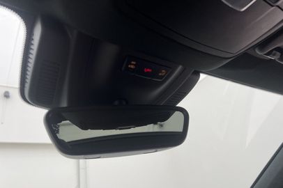 Car image 41