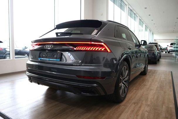 Audi Q8 50 TDI 210 kW image number 13