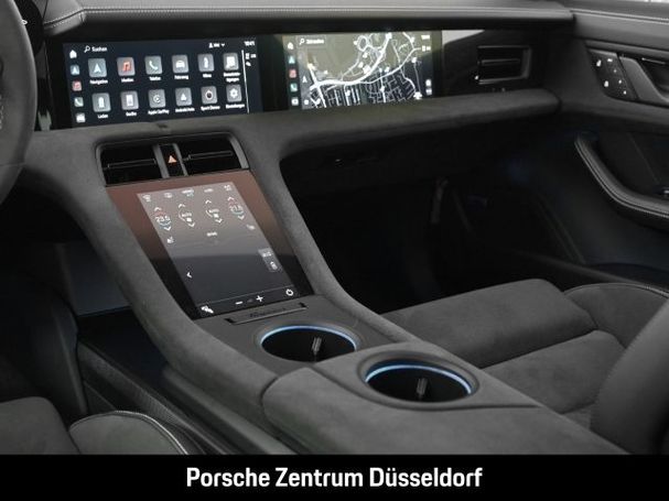 Porsche Taycan GTS 440 kW image number 20