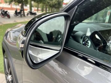 Car image 38