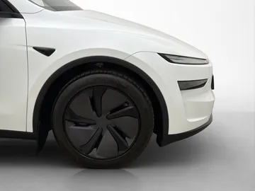 Car image 36
