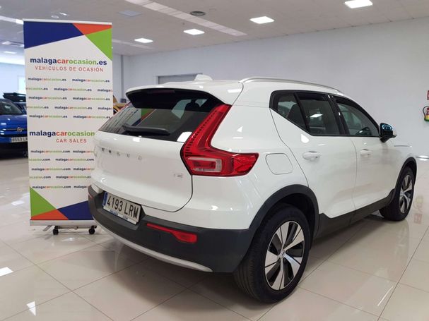 Volvo XC40 T2 Momentum 95 kW image number 3