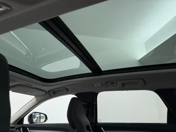 Car image 45